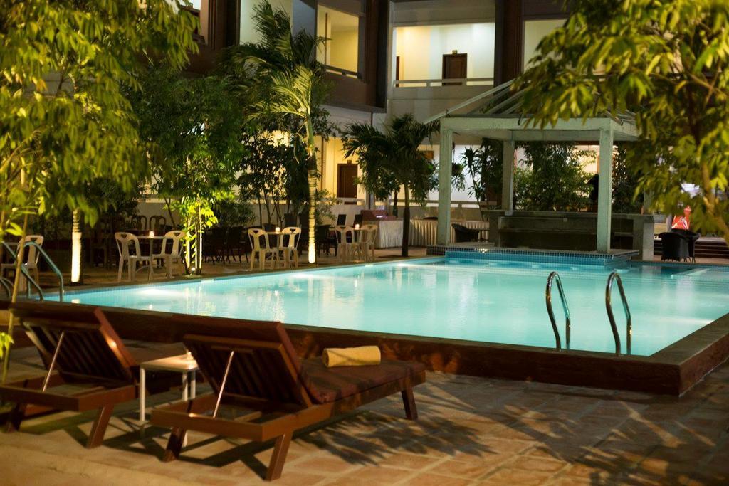Sihanoukville Plaza Hotel Zewnętrze zdjęcie