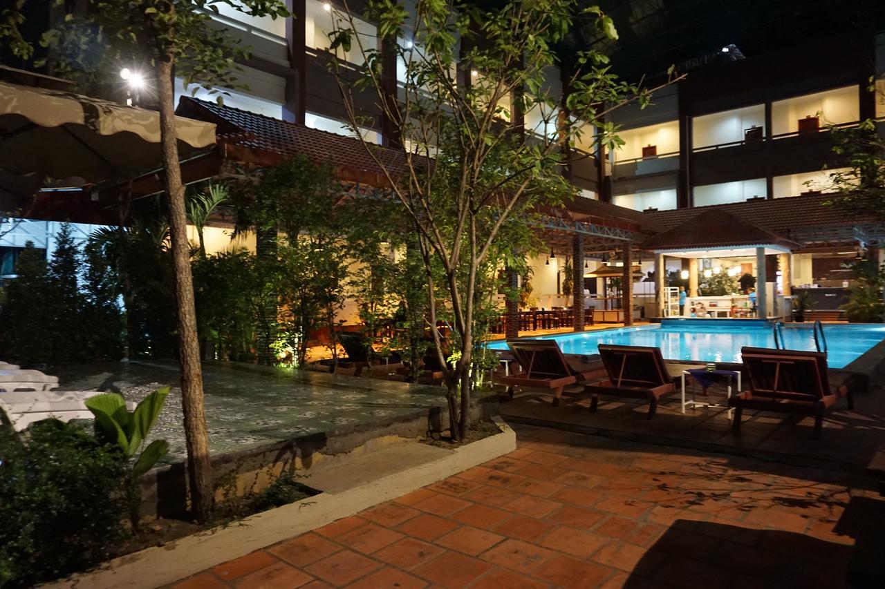 Sihanoukville Plaza Hotel Zewnętrze zdjęcie
